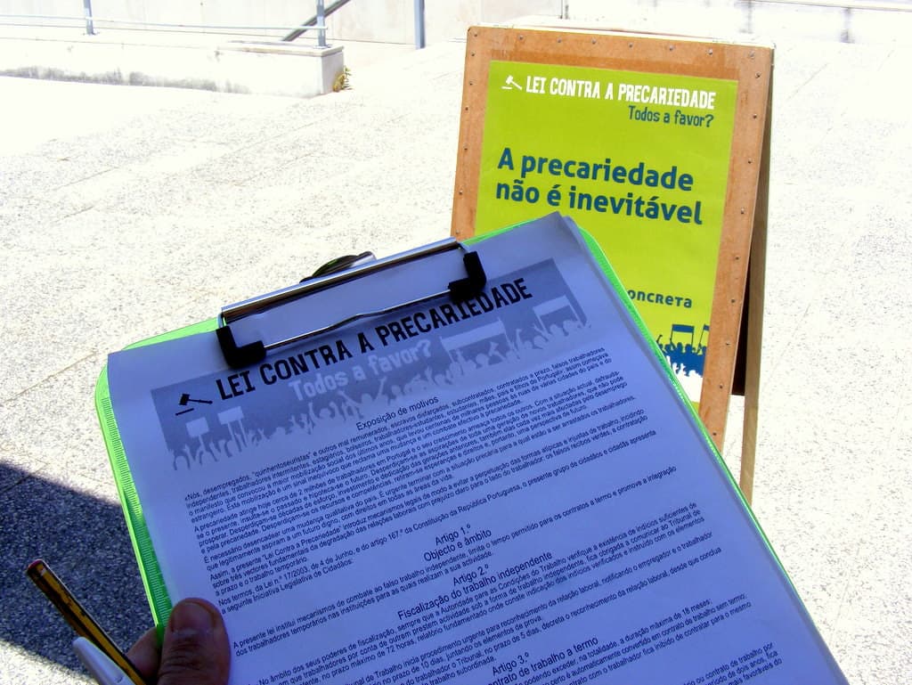 Mexer num detalhe para fazer ruir o combate à precariedade